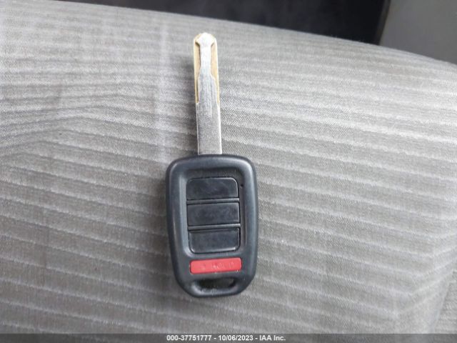 1HGCR2F32GA018070 Honda Accord Sedan Lx