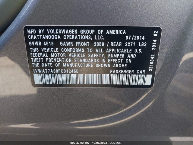 1VWAT7A39FC012455 Volkswagen Passat 1.8t Wolfsburg Ed