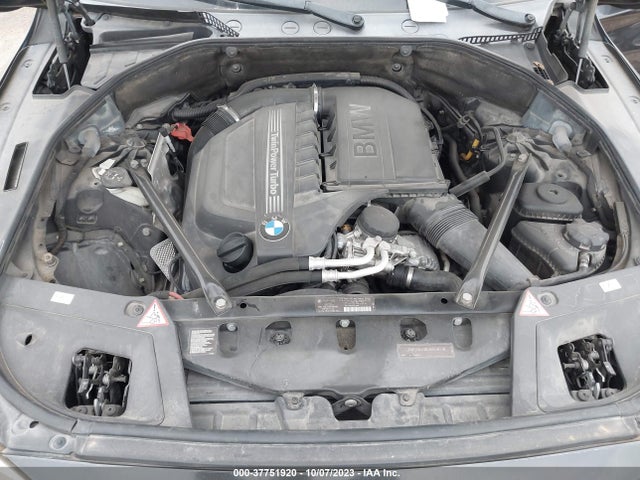 2011 BMW 5 SERIES GRAN TURISMO WBASP2C52BC337954 Photo 9