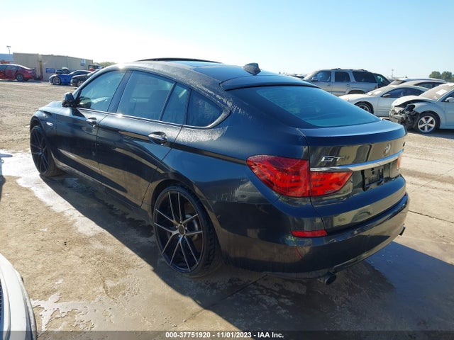 2011 BMW 5 SERIES GRAN TURISMO WBASP2C52BC337954 Photo 2