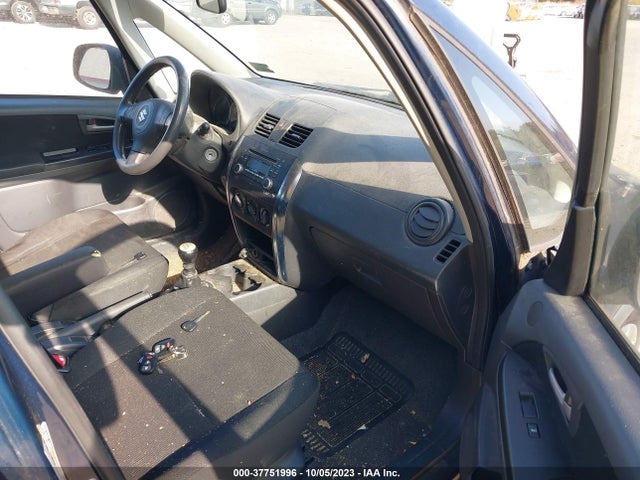 2011 SUZUKI SX4 CROSSOVER VIN: JS2YB5A3XB6300461
