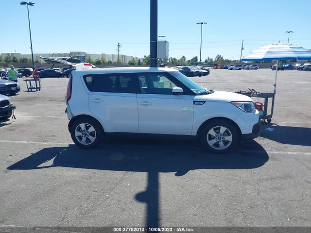 KIA Soul Base 2018 KNDJN2A26J7619650 Image 14