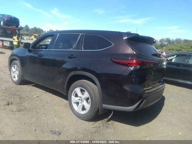 Toyota Highlander L 2022 5TDCZRBH9NS212684 Image 3