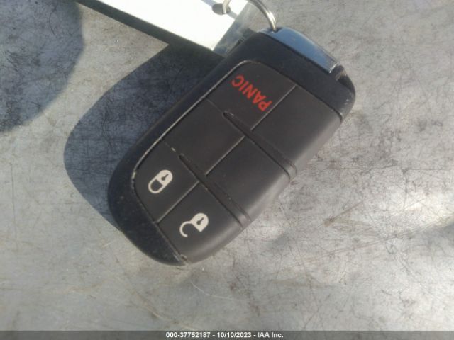 3C4NJCBB3LT252609 Jeep Compass Altitude