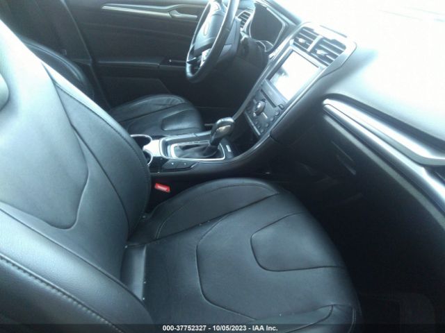 3FA6P0SU2GR397250 Ford Fusion Energi Titanium