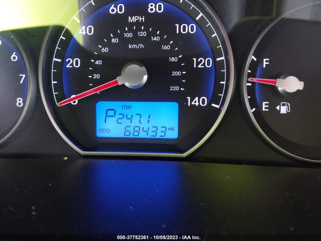 2011 HYUNDAI SANTA FE GLS VIN: 5XYZG3AB4BG048327