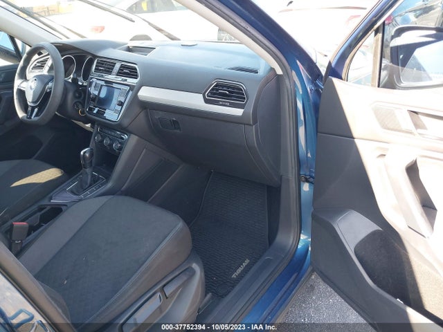 3VV1B7AX3KM012504 Volkswagen TIGUAN S