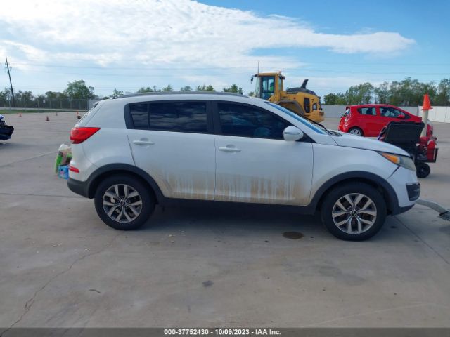 KNDPB3AC1E7651994 KIA Sportage Lx