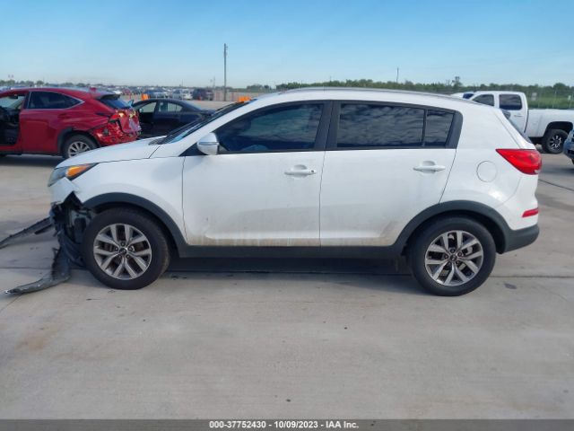 KNDPB3AC1E7651994 KIA Sportage Lx