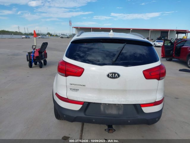 KNDPB3AC1E7651994 KIA Sportage Lx