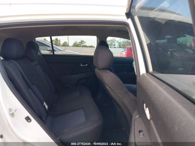 KNDPB3AC1E7651994 KIA Sportage Lx