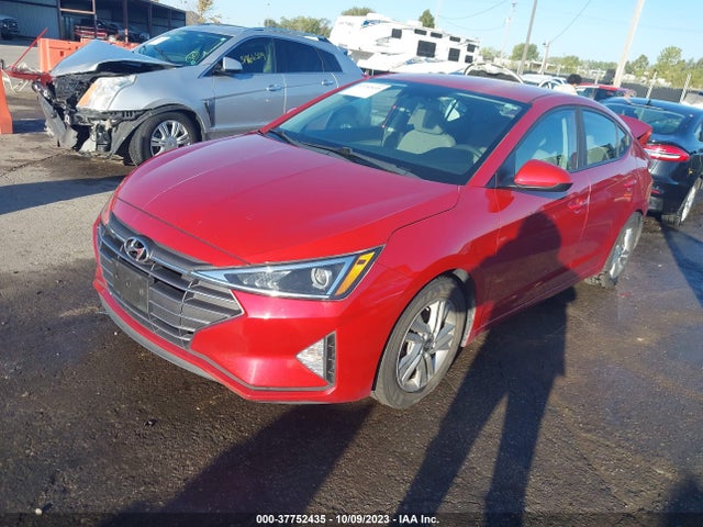 2019 HYUNDAI ELANTRA SEL VIN: 5NPD84LF3KH425574