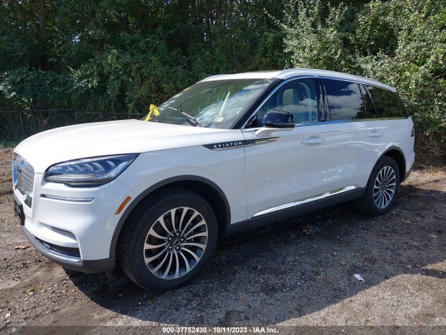 Lincoln Aviator Standard 2022 5LM5J6XC7NGL12944 Image 2