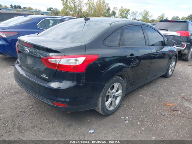 2014 FORD FOCUS SE VIN: 1FADP3F21EL448878