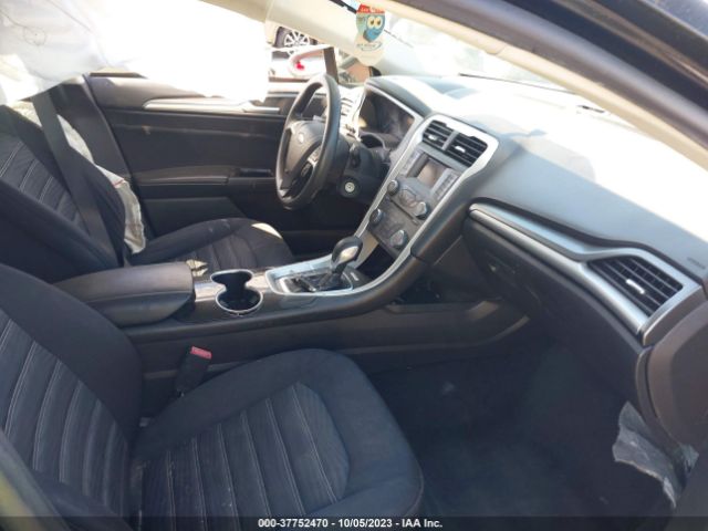 3FA6P0H75GR331146 Ford FUSION SE