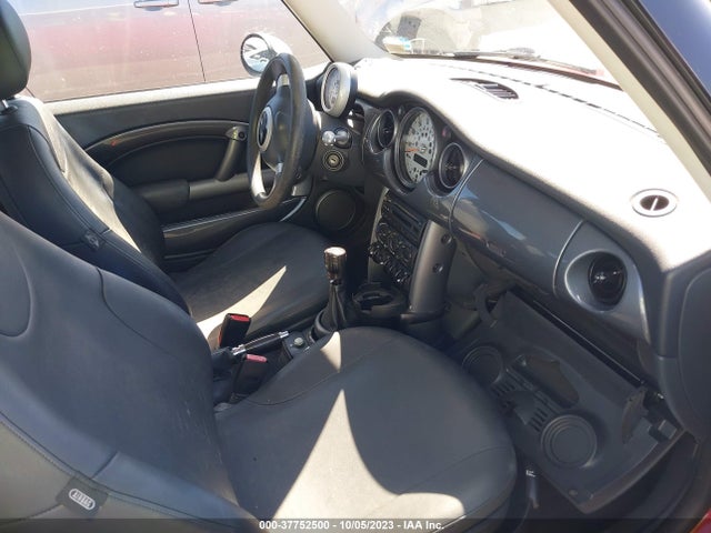 2004 MINI COOPER HARDTOP WMWRC33414TC50446 Photo 4