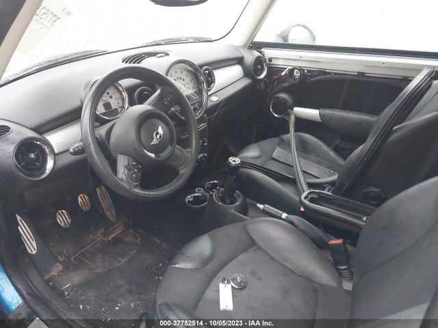 2012 MINI COOPER HARDTOP WMWSV3C59CTY27580 Photo 4
