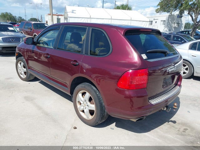 2005 PORSCHE CAYENNE WP1AB29P55LA65067 Photo 2