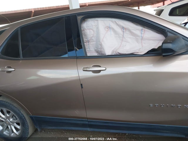 Chevrolet EQUINOX LS 2018 2GNAXHEV2J6164031 Image 12