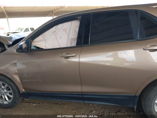 Chevrolet EQUINOX LS 2018 2GNAXHEV2J6164031 Image 13