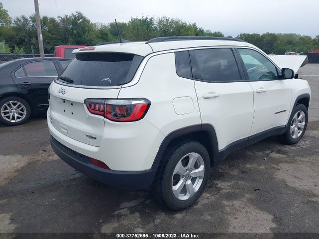 Jeep Compass Latitude 4x4 2019 3C4NJDBB3KT846587 Image 4