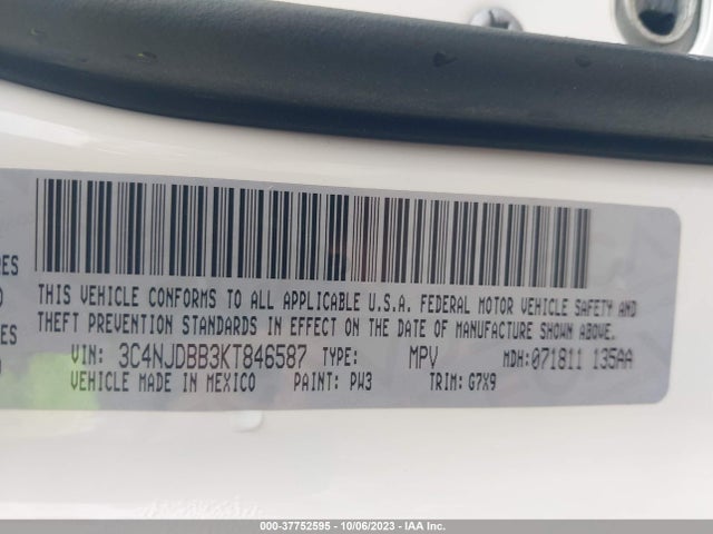Jeep Compass Latitude 4x4 2019 3C4NJDBB3KT846587 Image 9