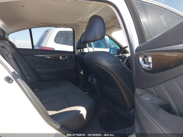 JN1EV7AP8KM519758 Infiniti Q50
