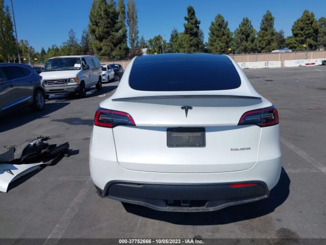 7SAYGDEF9NF524438 Tesla Model Y Performance Dual Motor All-wheel Drive