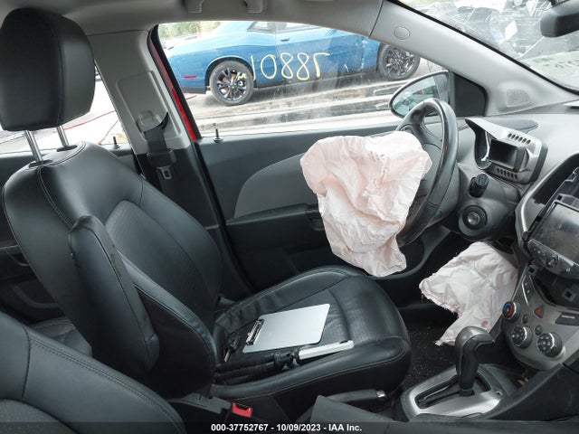 Chevrolet SONIC LTZ 2014 1G1JE6SB5E4134406 Image 5