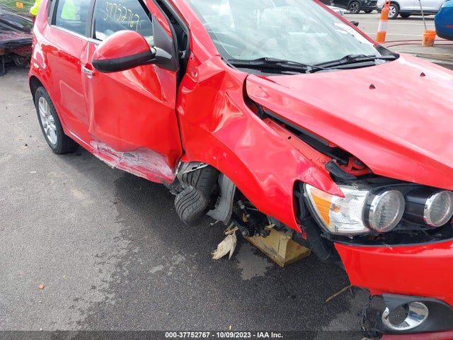 Chevrolet SONIC LTZ 2014 1G1JE6SB5E4134406 Image 6