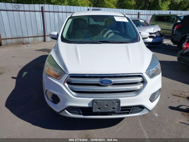 1FMCU9GD4HUC03097 Ford ESCAPE SE