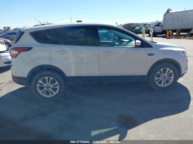 1FMCU9GD4HUC03097 Ford ESCAPE SE