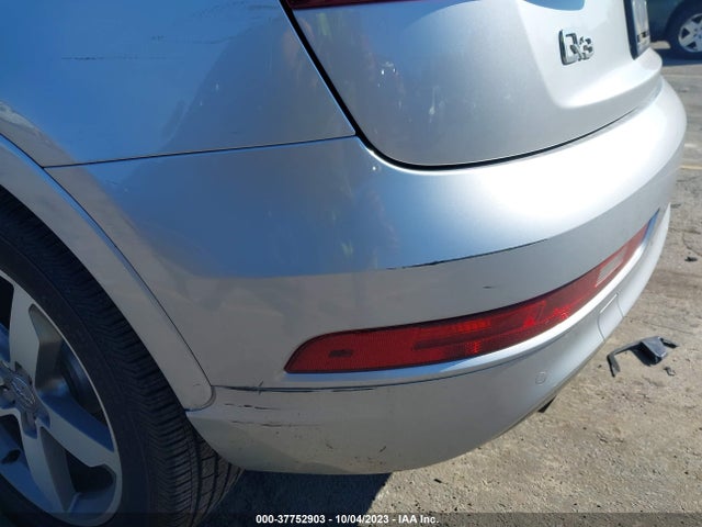 WA1GFCFS8FR009521 Audi Q3 2.0t Prestige