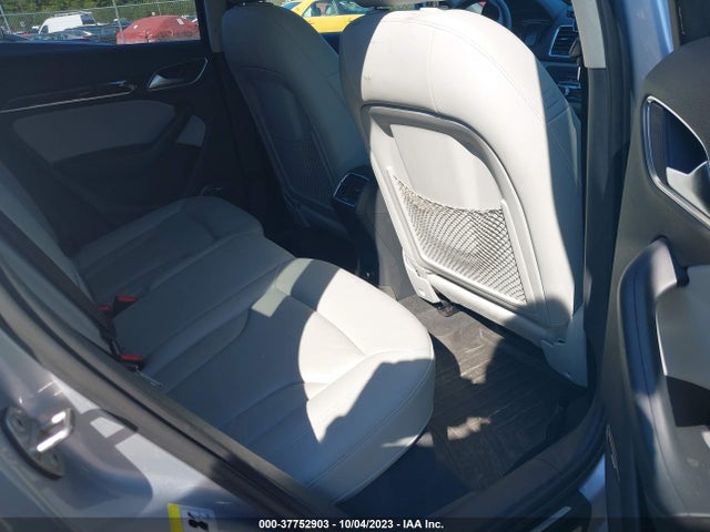 WA1GFCFS8FR009521 Audi Q3 2.0t Prestige