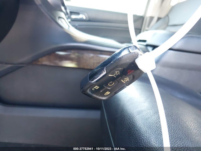 Chevrolet Tahoe Lt 2018 1GNSKBKCXJR157951 Image 11
