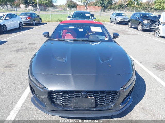 Jaguar F-type P450 75 2024 SAJDV5EE5RCK84243 Image 6