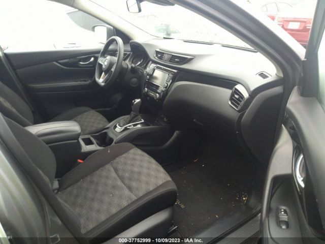 JN1BJ1CP7KW236359 Nissan Rogue Sport Sv