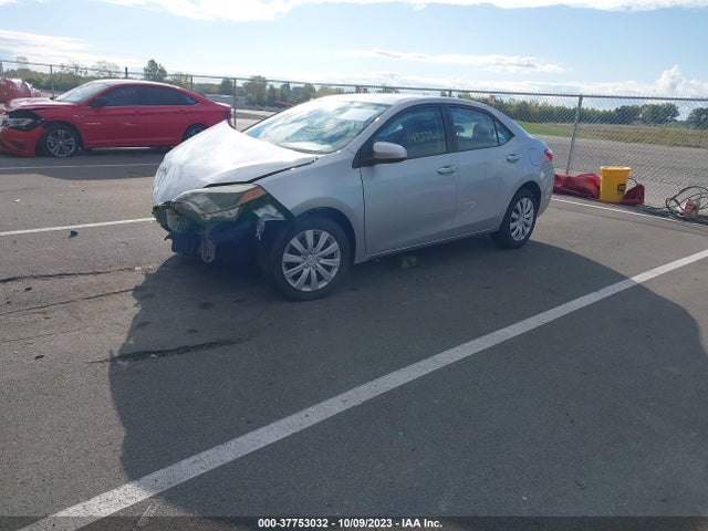 Toyota Corolla L/le/s/s Plus/le Plus 2015 5YFBURHE3FP292498 Image 2