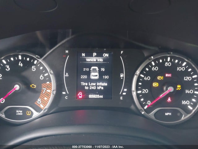ZACNJABB6LPL01584 Jeep Renegade Altitude