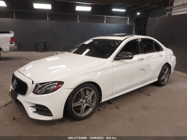 WDDZF4KB4HA057065 Mercedes-Benz E 300 4matic