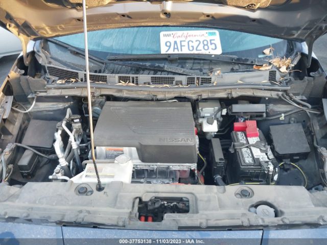 1N4AZ1CV8NC557998 Nissan LEAF SV