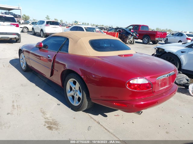 2002 JAGUAR XK8 SAJDA42C72NA27400 Photo 2