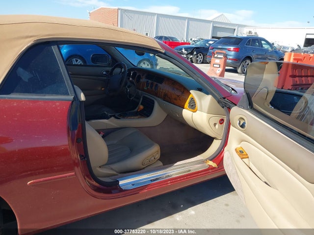 2002 JAGUAR XK8 SAJDA42C72NA27400 Photo 4