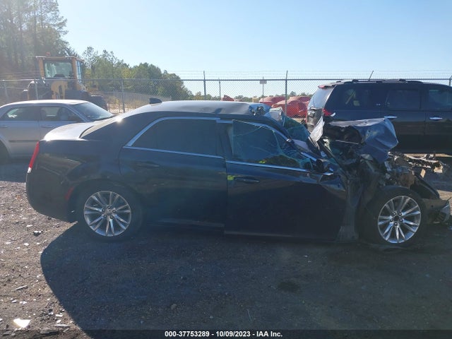 Chrysler 300 Limited 2017 2C3CCAAG9HH661818 Image 12