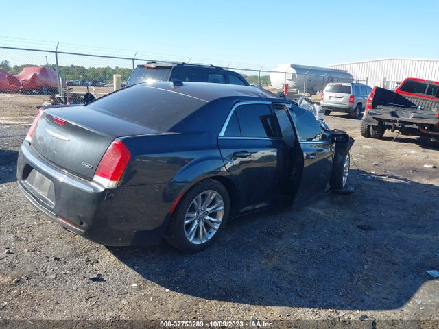 Chrysler 300 Limited 2017 2C3CCAAG9HH661818 Image 4