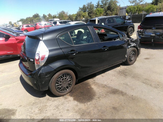 Toyota Prius C One/three/two/four 2014 JTDKDTB39E1568089 Image 4