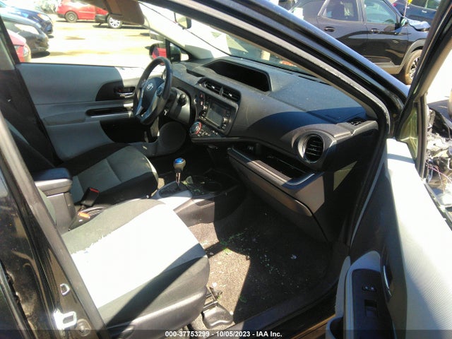 Toyota Prius C One/three/two/four 2014 JTDKDTB39E1568089 Image 5