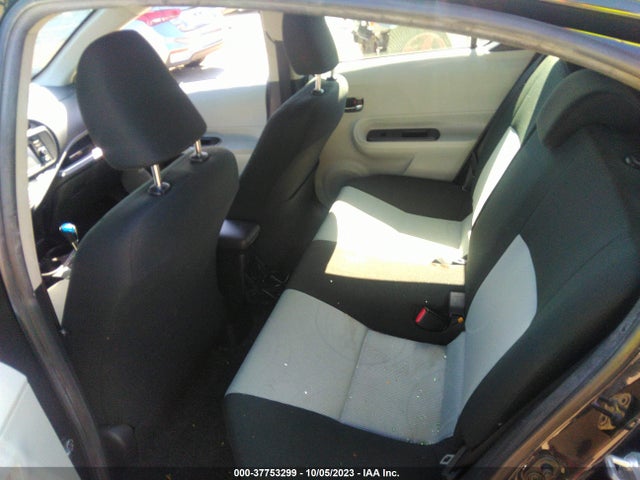 Toyota Prius C One/three/two/four 2014 JTDKDTB39E1568089 Image 8