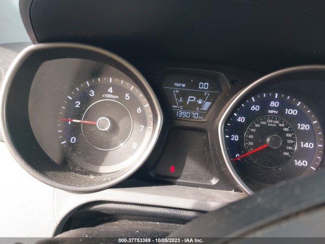 2014 HYUNDAI ELANTRA SE VIN: 5NPDH4AEXEH529266