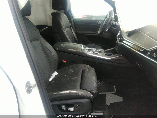 BMW X7 M60i 2024 аукцион фото
